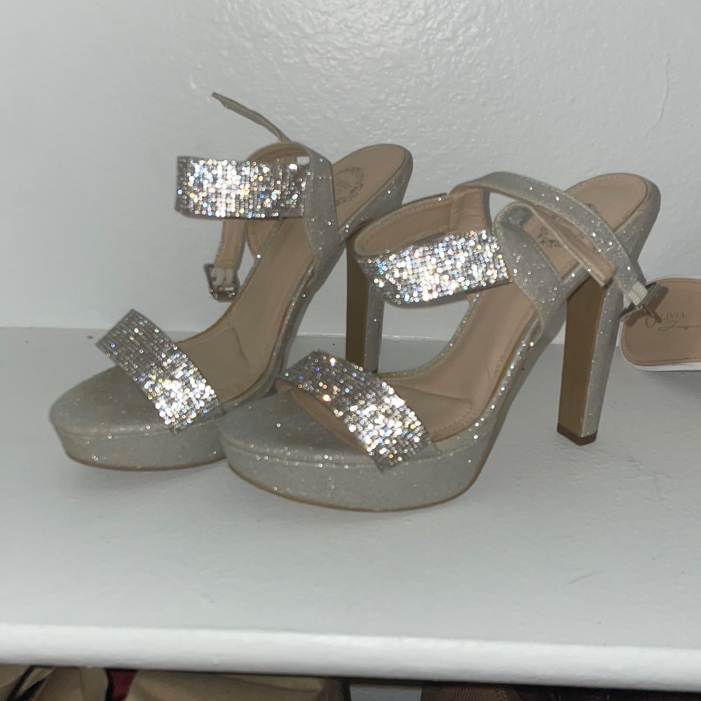 Bling heel. Worn two times. Size 7 1/2